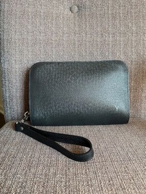 Authentic Louis Vuitton Clutch